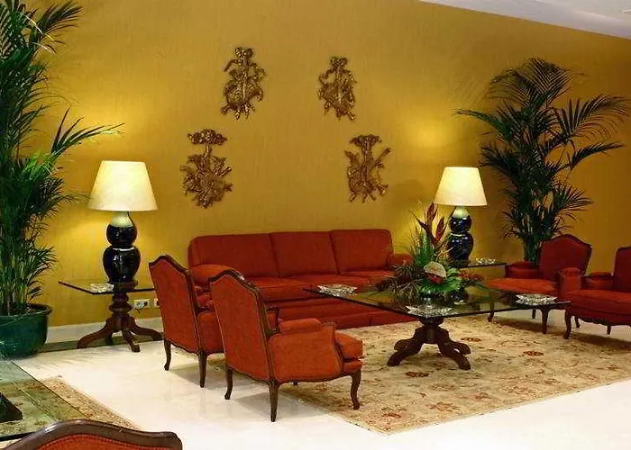 Portobay Marques Отель 4*