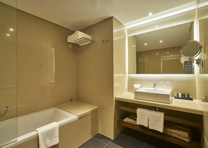 Portobay Marques 4*