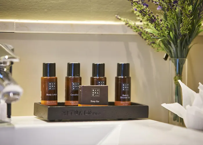 Otel Portobay Marques