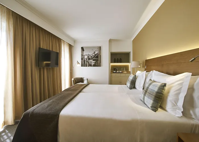 Portobay Marques 4*
