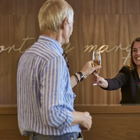 Hotel Portobay Marques