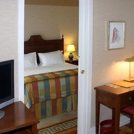 Portobay Marques Hotel 4*