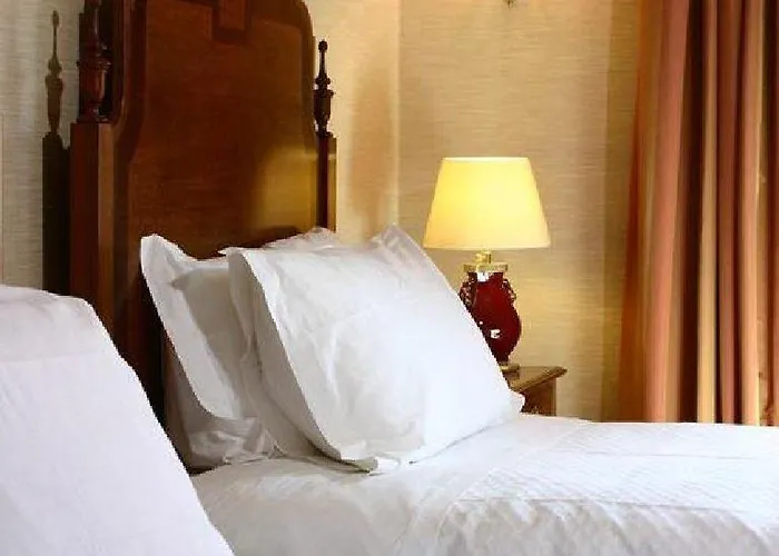 Portobay Marques Hotel 4*