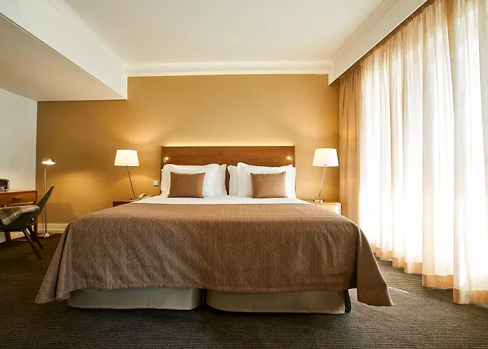 马尔克斯波尔图湾度假酒店 4* Lisboa